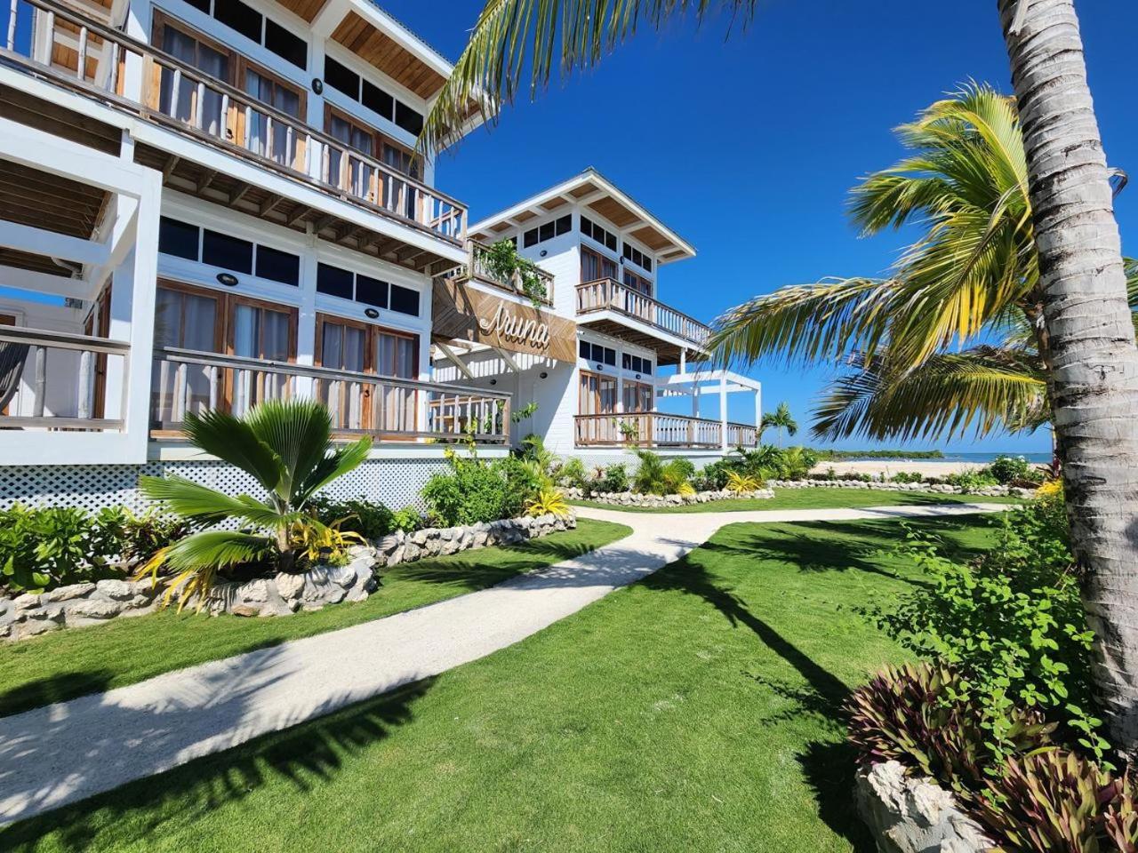 Aruna Resort & Villas San Pedro  Exterior photo