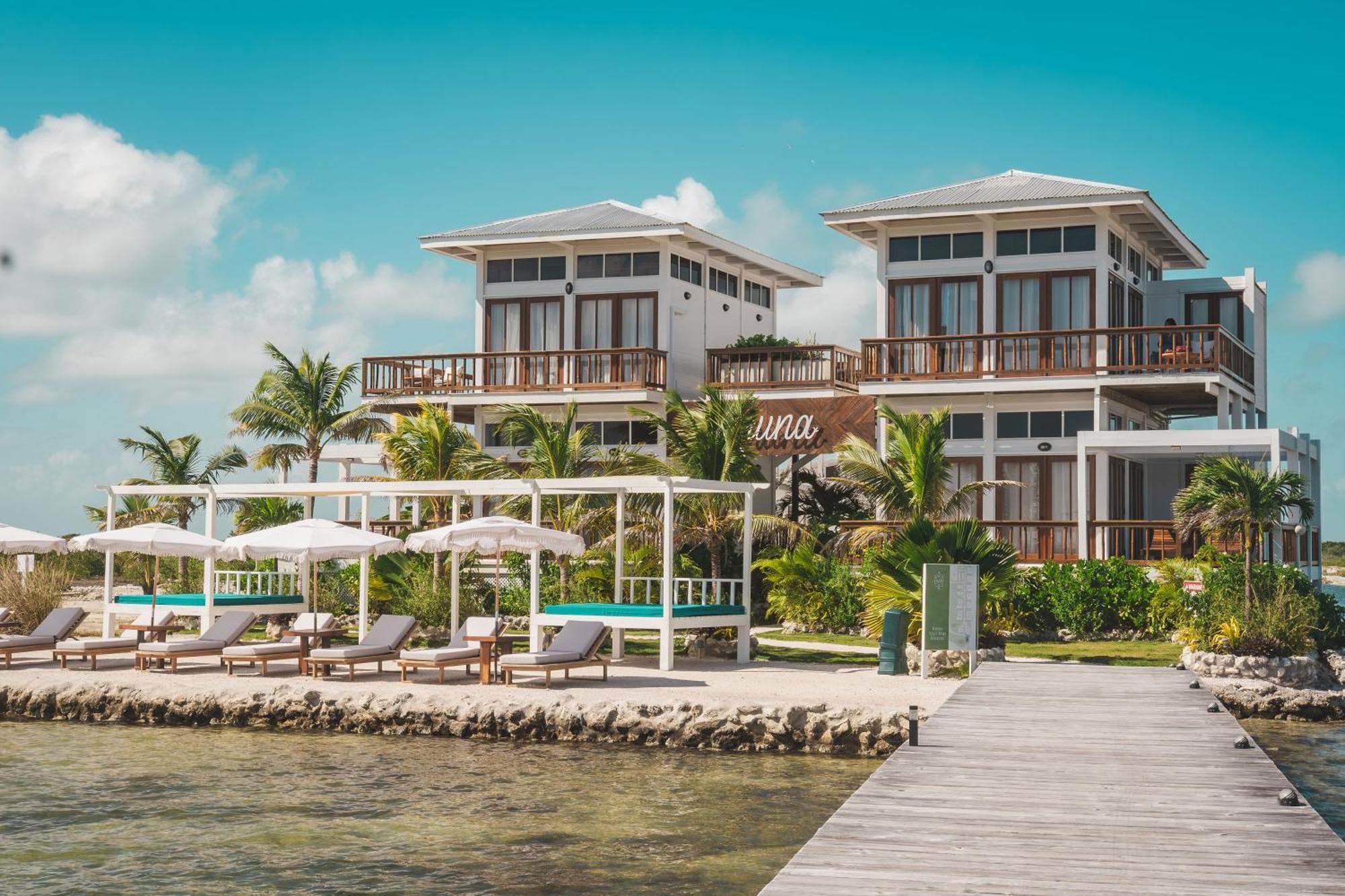 Aruna Resort & Villas San Pedro  Exterior photo