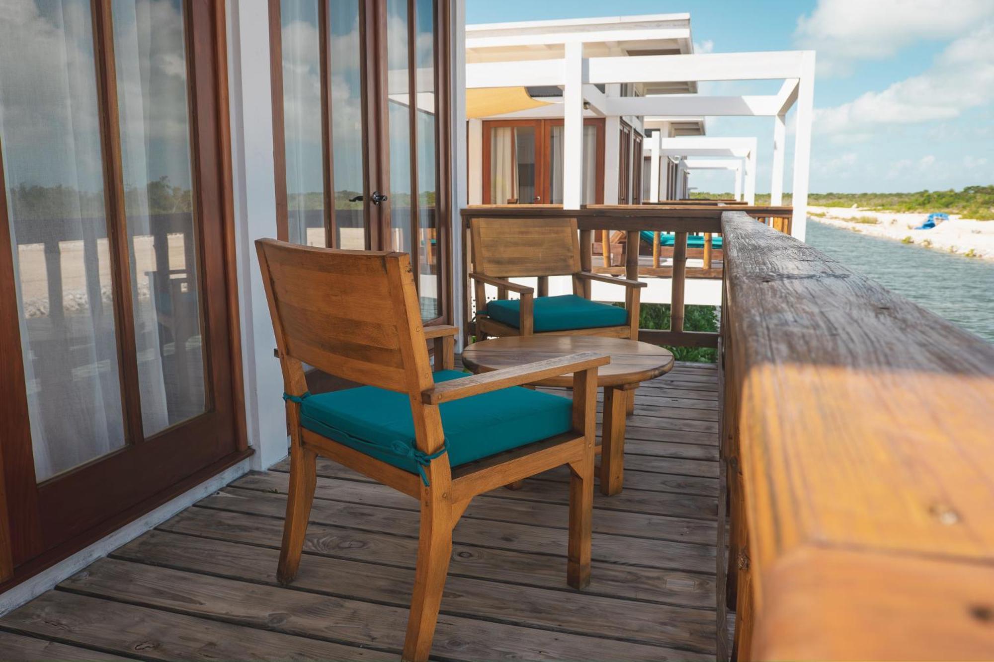 Aruna Resort & Villas San Pedro  Exterior photo
